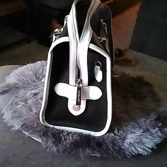 Purse - Picture 6 of 6